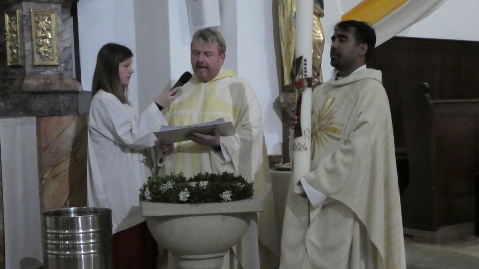 Kirche erstrahlte im Osterlicht